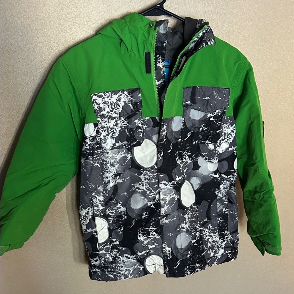 BonFire Green and Black Kids ski/snowboarding Jacket-MED.